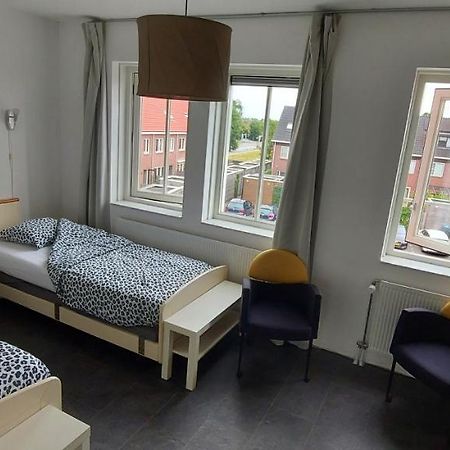 Airbnb 'Logeren Aan Het Plein' In Het Centrum Van Meppel Exterior photo