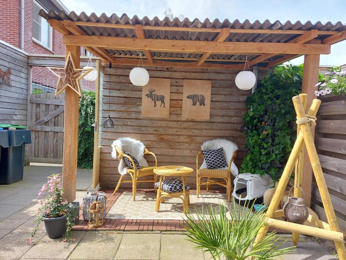 Airbnb 'Logeren Aan Het Plein' In Het Centrum Van Meppel Exterior photo