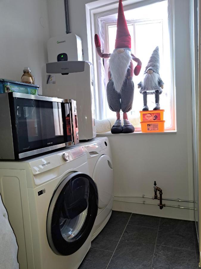 Airbnb 'Logeren Aan Het Plein' In Het Centrum Van Meppel Exterior photo