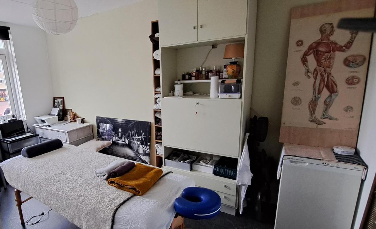 Airbnb 'Logeren Aan Het Plein' In Het Centrum Van Meppel Exterior photo